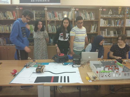 Muestra de los trabajos realizados en la Escuela de Pensamiento Computacional: "Tecnológias Creativas con Arduino"